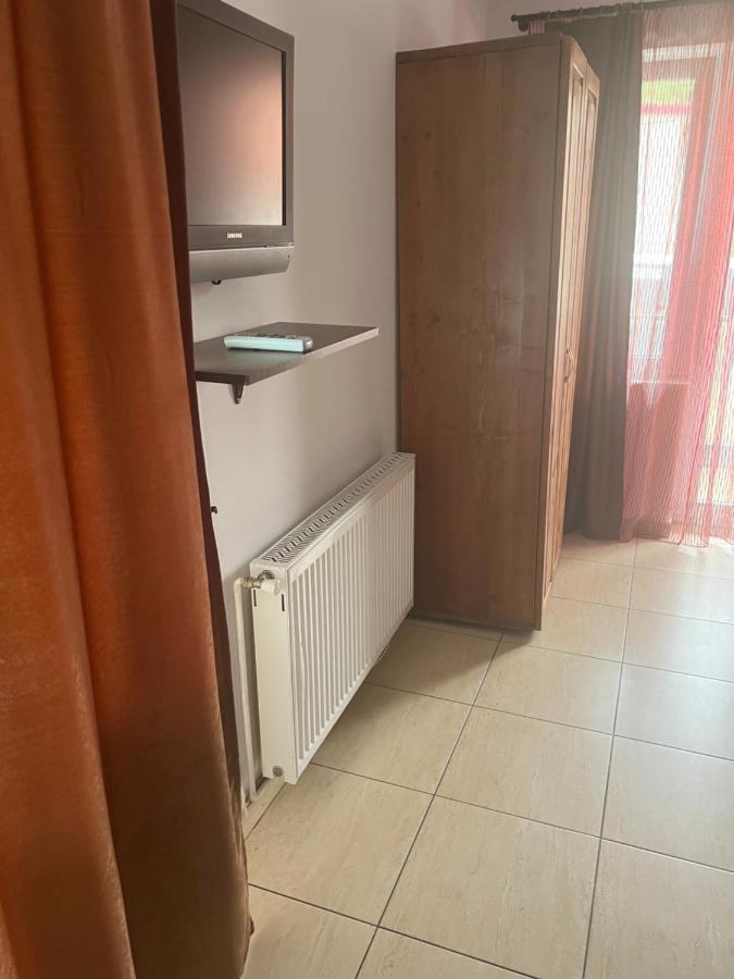 Pensiune Osanu Sibiu Buitenkant foto